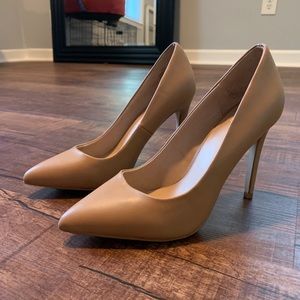 Nude Pointed Toe Pumps